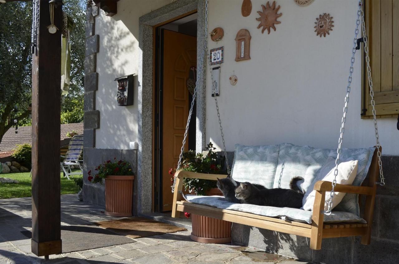 Ca Ulivi Bed & Breakfast Ala Bagian luar foto