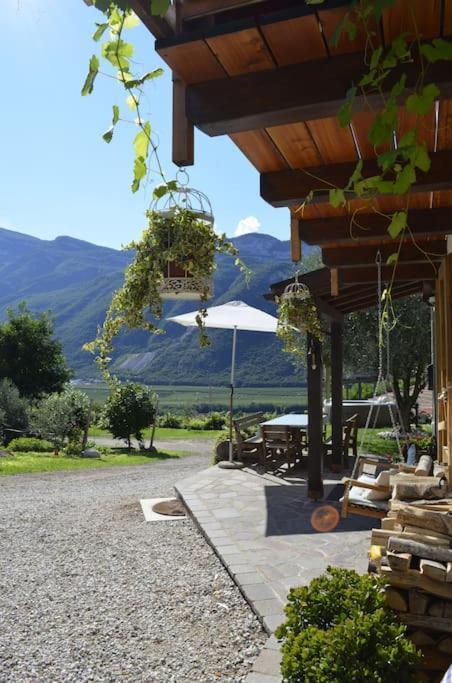 Ca Ulivi Bed & Breakfast Ala Bagian luar foto